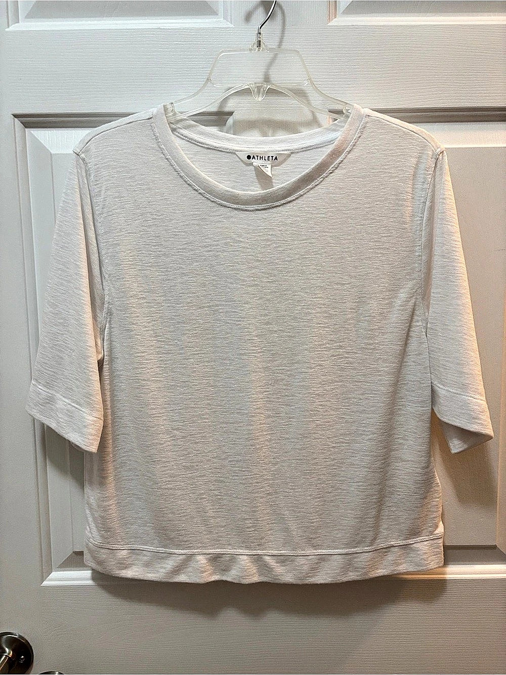 Athleta Seasoft Tee Short Sleeve Top in White Size Small EUC
